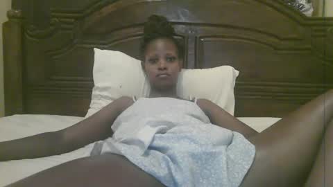 Snapshot of naughty_babe000 chatting on March 18, 2026, 11:24 am alisha online show from March 18, 2026, 11:24 am