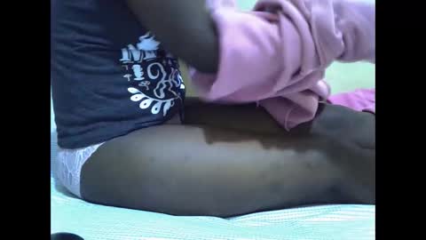 Snapshot of naughty_baddie5 chatting on October 27, 2025, 12:09 pm candy online show from October 27, 2025, 12:09 pm