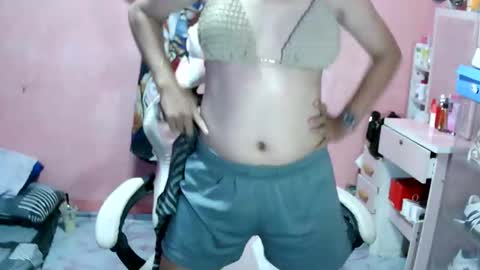 naughty_girl212 online show from April 7, 2026, 3:12 pm