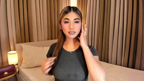 naughty_hunk_yuki online show from December 18, 2025, 8:53 am