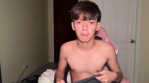 naughty kean online show from May 24, 2026, 1:27 pm