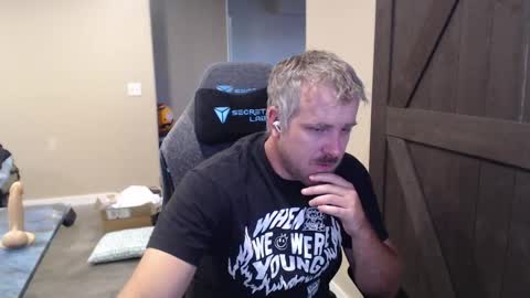Snapshot of naughty_kinky1 chatting on October 9, 2025, 4:38 pm Naughty kinky1 online show from October 9, 2025, 4:38 pm