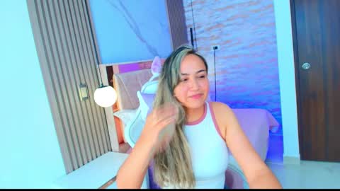 Snapshot of naughty_lila1 chatting on September 27, 2025, 2:22 pm Lila online show from September 27, 2025, 2:22 pm