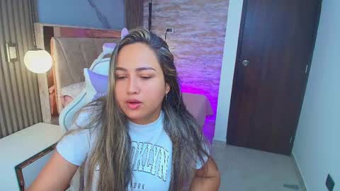 Snapshot of naughty_lila1 chatting on October 4, 2025, 12:03 pm Lila online show from October 4, 2025, 12:03 pm