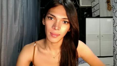Snapshot of naughty_princess24 chatting on March 18, 2026, 3:09 am Ariela online show from March 18, 2026, 3:09 am