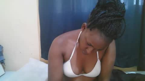 Snapshot of naughty_slender2 chatting on October 15, 2025, 7:30 am jn online show from October 15, 2025, 7:30 am