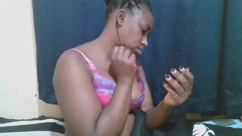 Snapshot of naughty_slender2 chatting on November 3, 2025, 3:08 am jn online show from November 3, 2025, 3:08 am