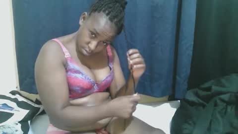 Snapshot of naughty_slender2 chatting on November 4, 2025, 3:16 am jn online show from November 4, 2025, 3:16 am