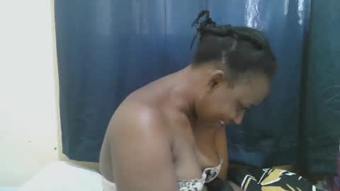 Snapshot of naughty_slender2 chatting on November 6, 2025, 6:58 am jn online show from November 6, 2025, 6:58 am