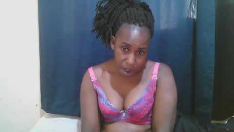 Snapshot of naughty_slender2 chatting on November 19, 2025, 3:01 pm jn online show from November 19, 2025, 3:01 pm