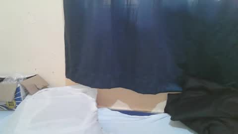 Snapshot of naughty_slender2 chatting on December 21, 2025, 1:07 pm jn online show from December 21, 2025, 1:07 pm