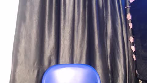 laura online show from March 30, 2026, 5:19 am