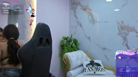 Stefany online show from May 14, 2026, 2:07 am