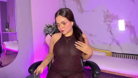 Stefany online show from May 20, 2026, 1:45 am