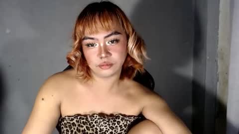 naughty_ursula21xxx online show from November 30, 2025, 2:59 am