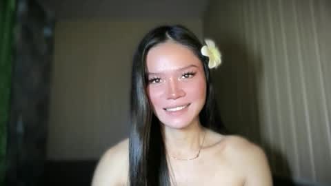 Snapshot of naughty_yuuna chatting on May 1, 2026, 5:28 pm naughty_yuuna online show from May 1, 2026, 5:28 pm