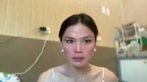 Snapshot of naughty_yuuna chatting on May 21, 2026, 5:14 am naughty_yuuna online show from May 21, 2026, 5:14 am