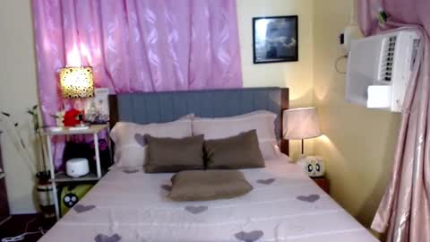 Snapshot of naughtyasiancummer chatting on December 3, 2024, 1:54 pm fujiko Be online show from December 3, 2024, 1:54 pm