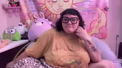 Snapshot of naughtygirl637100 chatting on December 2, 2025, 11:56 pm Naughty Girl online show from December 2, 2025, 11:56 pm