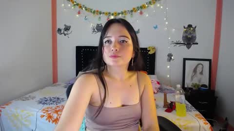Snapshot of naughtygirl_mmm chatting on February 11, 2025, 7:05 pm Valeria online show from February 11, 2025, 7:05 pm