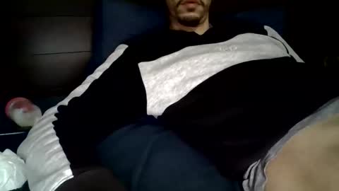 naughtyguy556677 online show from May 2, 2026, 3:22 am