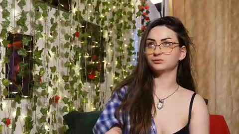 Snapshot of naughtyhomemade17 chatting on February 22, 2026, 10:25 am Mya Alexya online show from February 22, 2026, 10:25 am