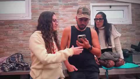 ANDREA STEPH  MIKE online show from November 26, 2025, 10:27 am