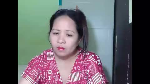 Snapshot of naughtymom26 chatting on October 11, 2025, 10:14 am naughtymom26 online show from October 11, 2025, 10:14 am