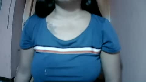 Snapshot of naughtymom_33 chatting on September 8, 2025, 7:46 pm naughtymom_33 online show from September 8, 2025, 7:46 pm