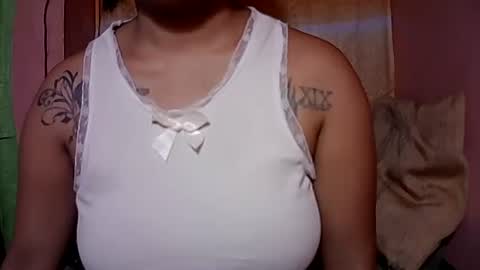 Snapshot of naughtymom_33 chatting on September 29, 2025, 10:58 pm naughtymom_33 online show from September 29, 2025, 10:58 pm