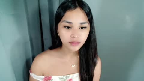 Snapshot of naughtymuse_ chatting on June 16, 2026, 11:18 pm ELISE online show from June 16, 2026, 11:18 pm