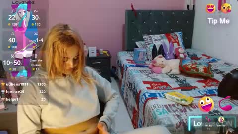 Snapshot of naughtyplayass chatting on December 13, 2024, 12:42 am naughtyplayass online show from December 13, 2024, 12:42 am