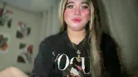 Rose Wilson online show from December 21, 2024, 5:14 am