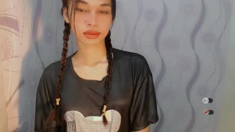 Snapshot of naughtysunshinepinay chatting on March 5, 2026, 12:50 am Celine online show from March 5, 2026, 12:50 am