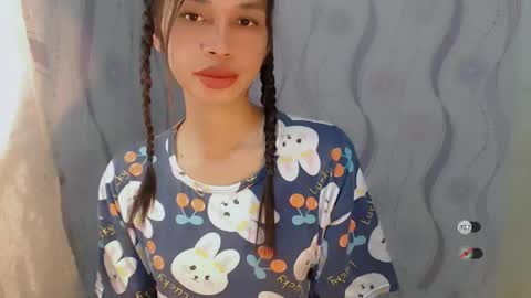 Snapshot of naughtysunshinepinay chatting on April 6, 2026, 4:46 am Celine online show from April 6, 2026, 4:46 am