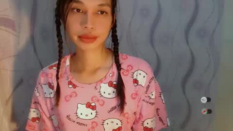 Snapshot of naughtysunshinepinay chatting on April 9, 2026, 6:19 am Celine online show from April 9, 2026, 6:19 am
