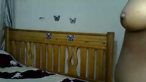 Snapshot of naughytwinxx chatting on December 15, 2025, 9:46 am naughytwinxx online show from December 15, 2025, 9:46 am