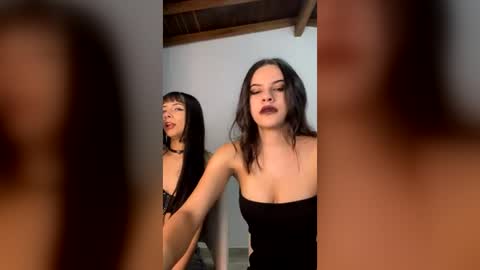 Luisa online show from July 2, 2026, 2:33 am