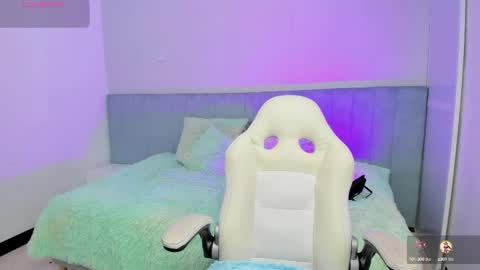 Angela  online show from October 13, 2025, 5:46 pm