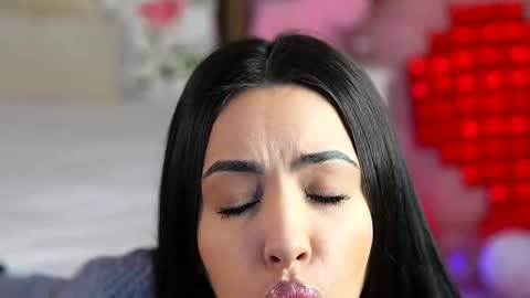 Snapshot of naugthymilfx chatting on March 2, 2026, 5:19 am Nico online show from March 2, 2026, 5:19 am