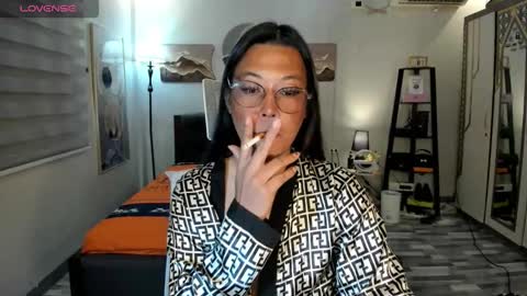 JAY online show from November 7, 2025, 4:07 pm