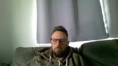 nawtydom1977 online show from March 19, 2026, 4:33 pm