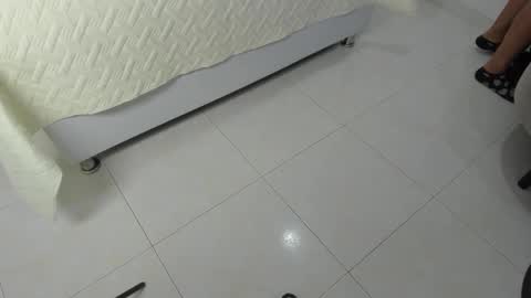 Naxa  Lexi online show from February 15, 2025, 12:11 pm