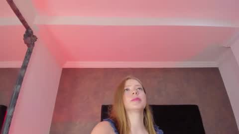 Naxa  Lexi online show from February 28, 2025, 9:23 pm