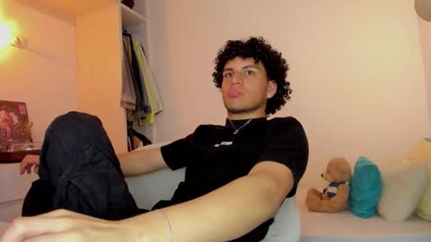 Snapshot of naxttan chatting on November 25, 2025, 4:34 am Natan online show from November 25, 2025, 4:34 am