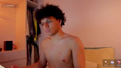 Snapshot of naxttan chatting on December 4, 2025, 5:39 am Natan online show from December 4, 2025, 5:39 am