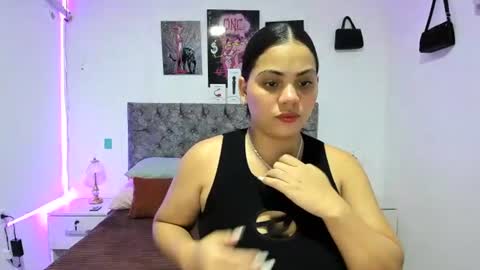 Snapshot of nay_and_aleja chatting on June 22, 2026, 3:08 am nay_and_aleja online show from June 22, 2026, 3:08 am