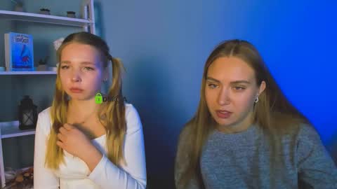 Snapshot of naya_dream chatting on December 5, 2025, 9:51 am naya_dream online show from December 5, 2025, 9:51 am