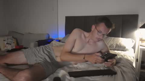 Snapshot of nayesie02 chatting on March 18, 2026, 12:19 pm nayesie02 online show from March 18, 2026, 12:19 pm