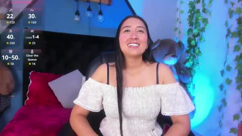 nayla_pierce online show from May 7, 2026, 1:16 pm